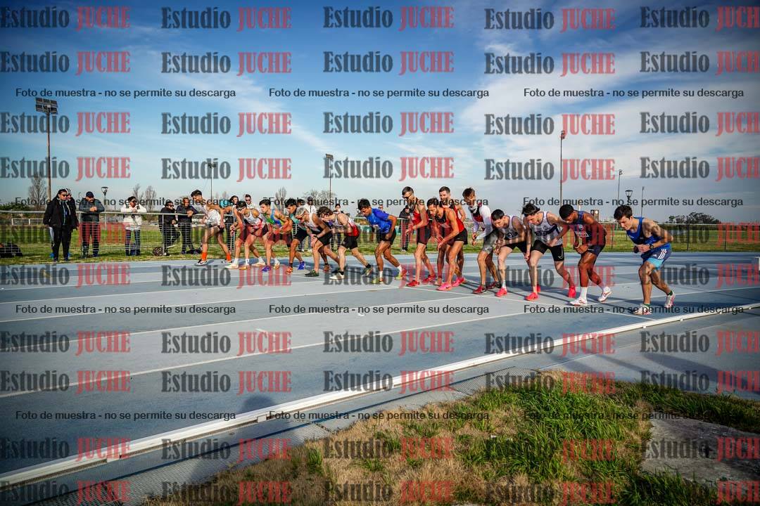 Fotos de los 1500 m llanos de varones