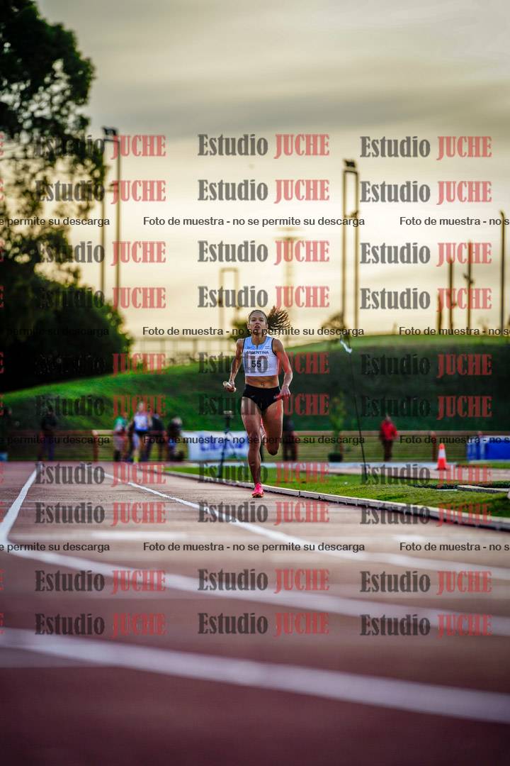 Fotos de los relevos 4x400 m de mujeres