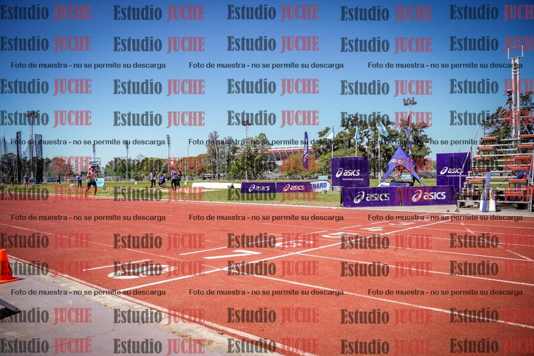 Fotos de los 400 m llanos de varones