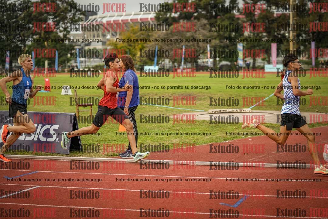 Fotos de los 1500 m llanos de varones