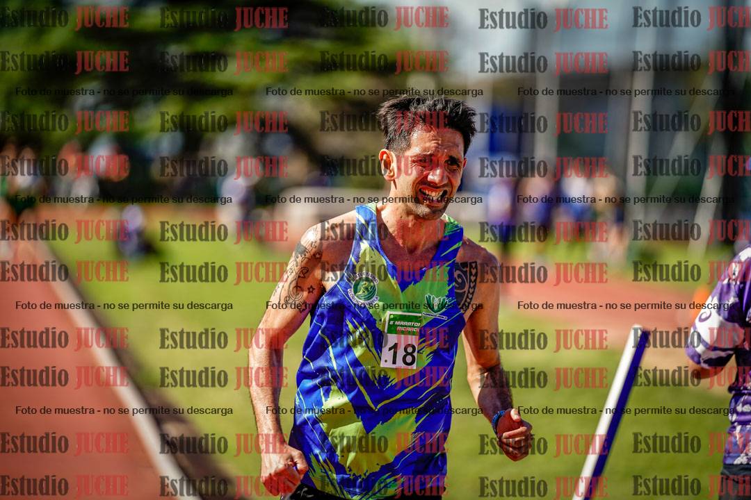 Fotos de los 5000 m llanos de mujeres y varones