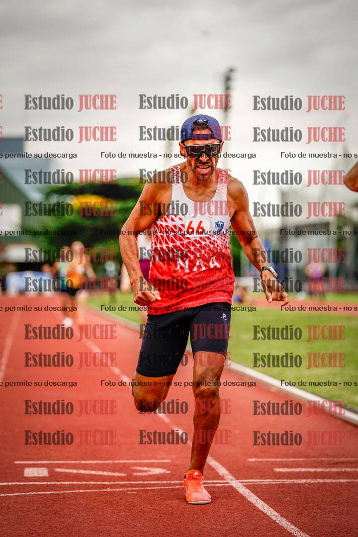 Fotos de los 800 m de varones