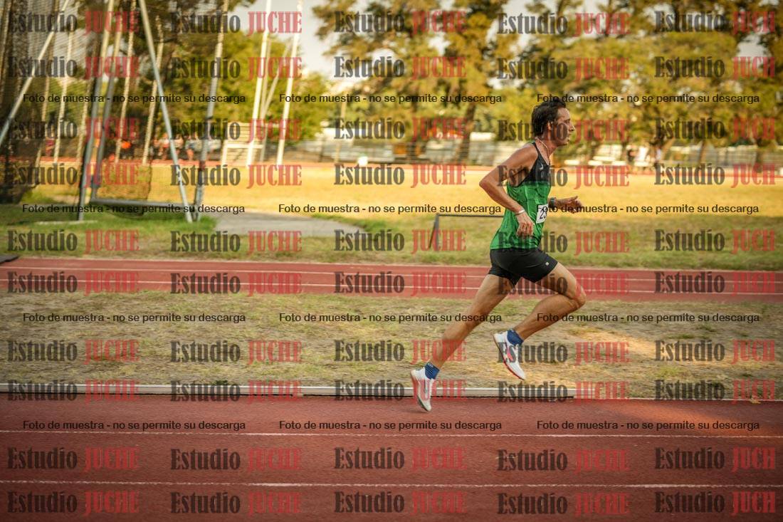 Fotos de los 5000 m llanos de mujeres y varones