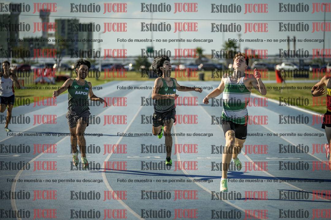 Fotos de los 400 m llanos de varones