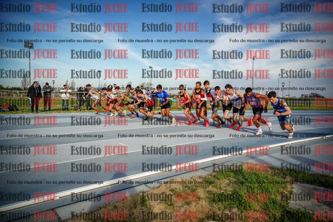Fotos de los 1500 m llanos de varones