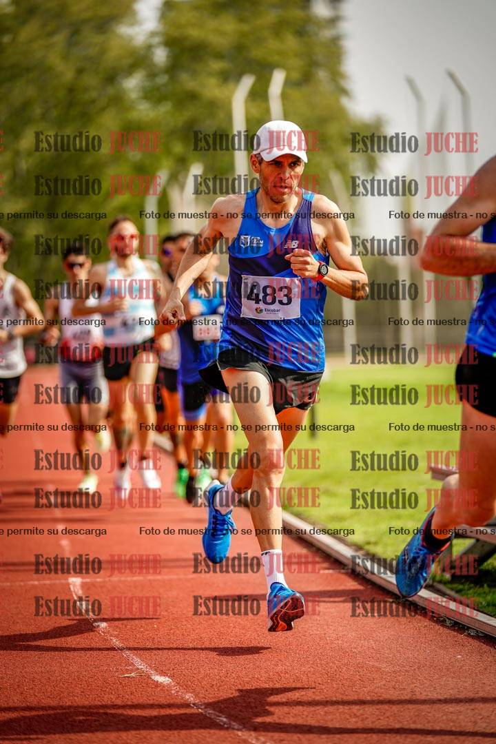Fotos de los 3000 m llanos de varones