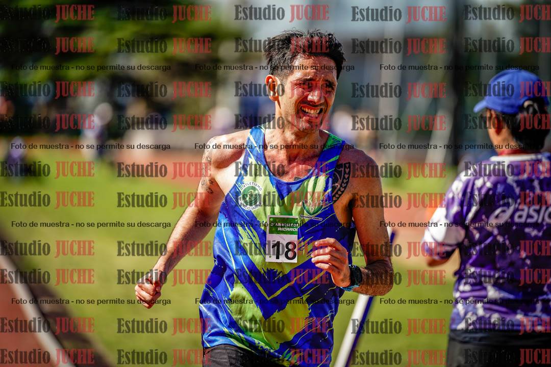 Fotos de los 5000 m llanos de mujeres y varones