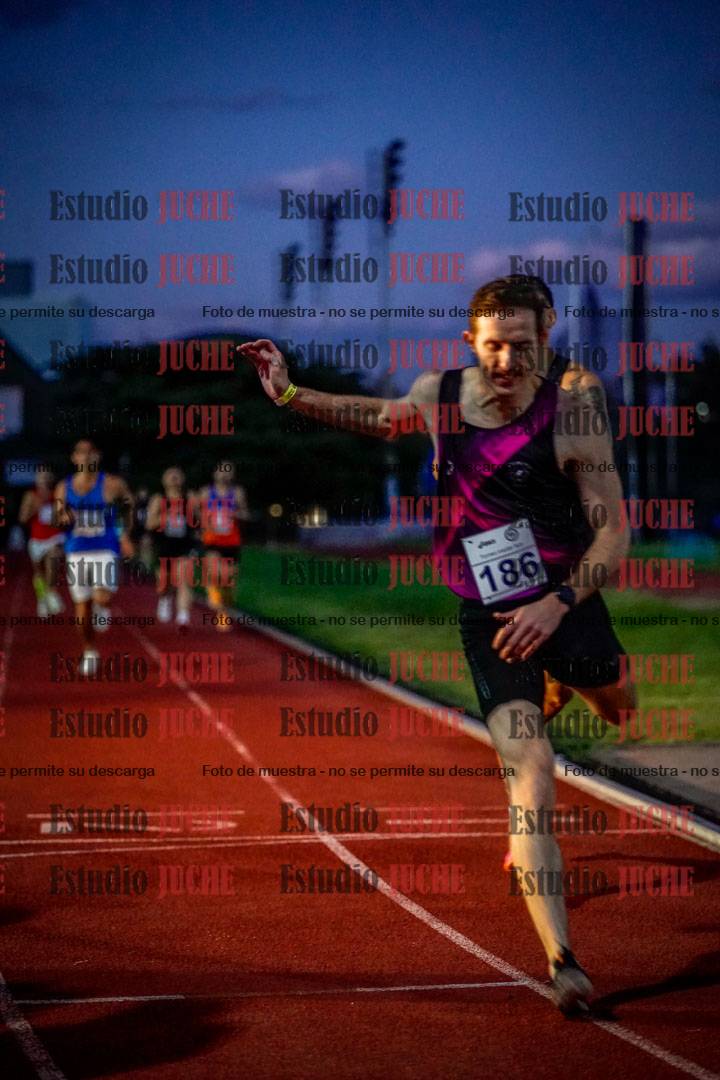 Fotos de los 1500 m llanos de varones