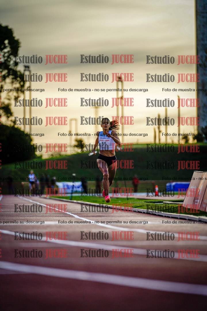 Fotos de los relevos 4x400 m de mujeres
