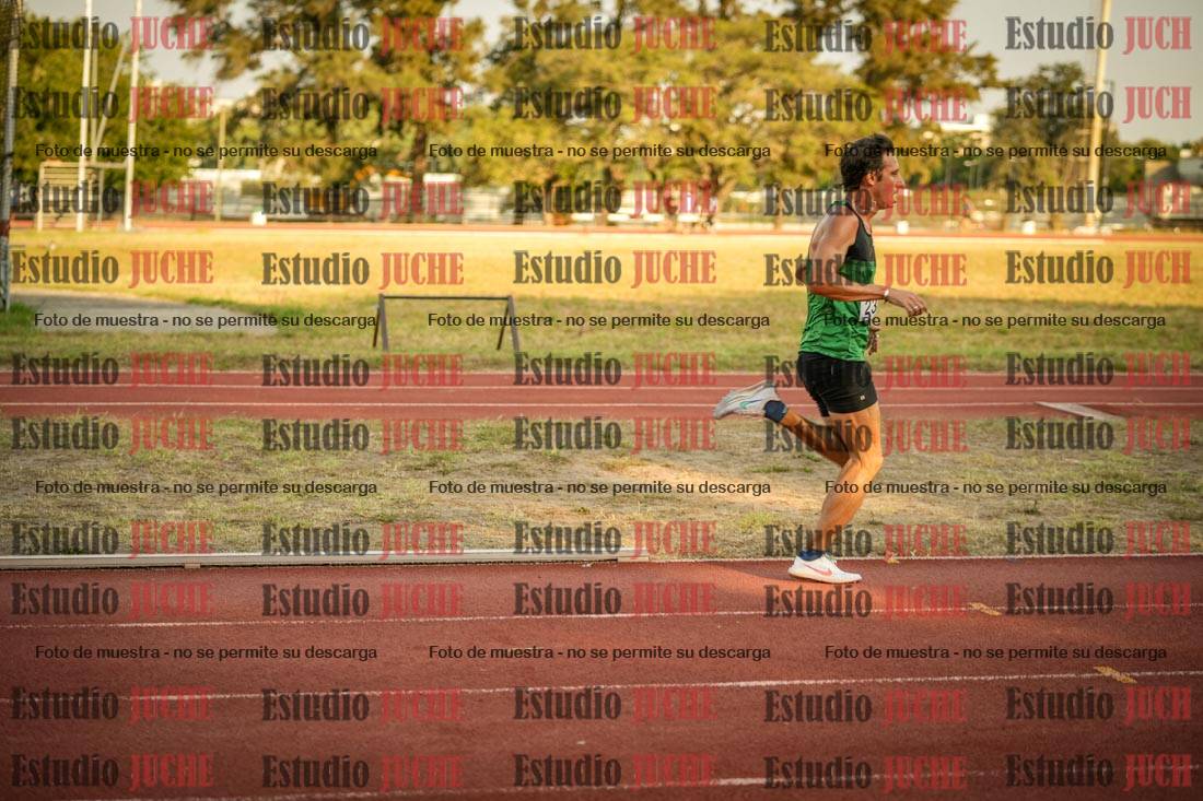Fotos de los 5000 m llanos de mujeres y varones