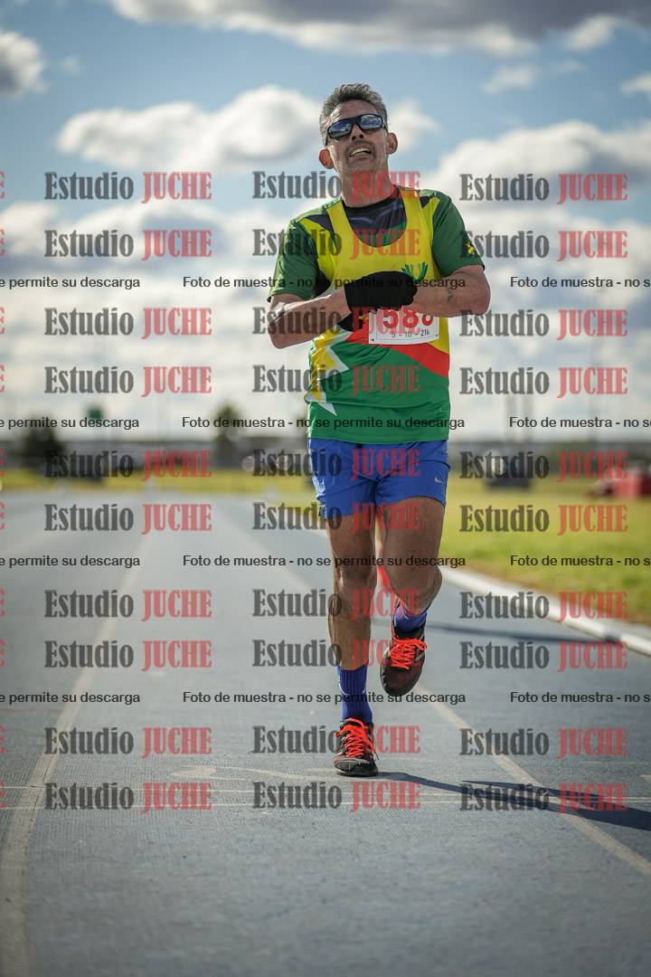 Fotos de los 5000 m llanos de varones