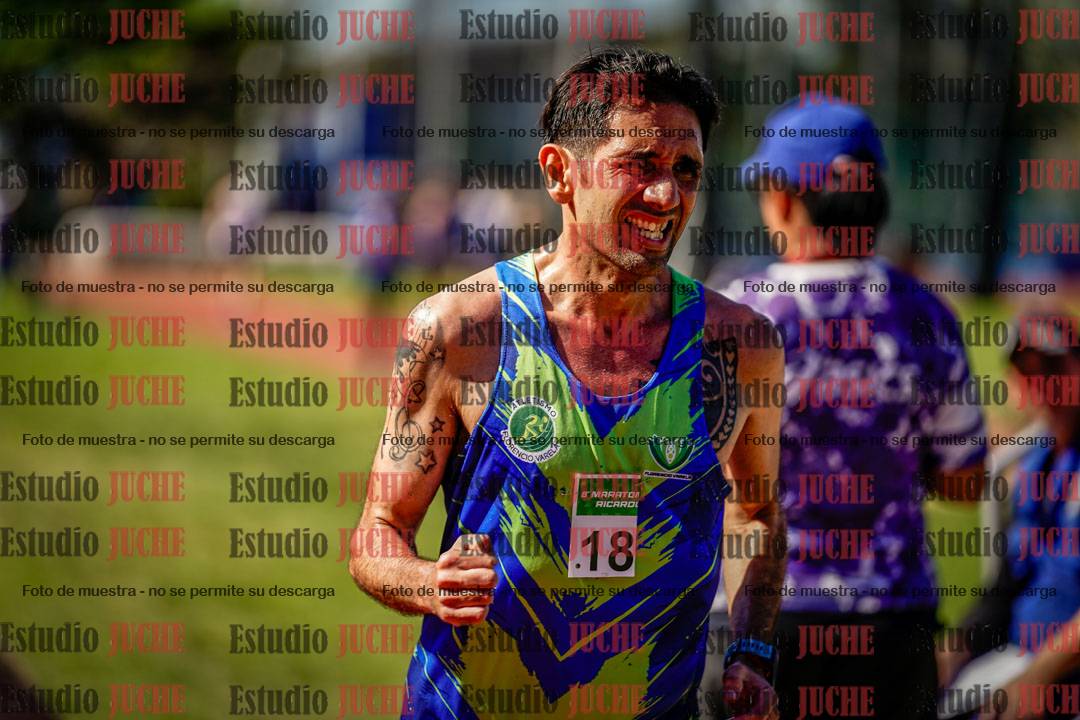 Fotos de los 5000 m llanos de mujeres y varones