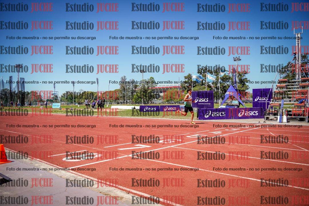 Fotos de los 400 m llanos de varones