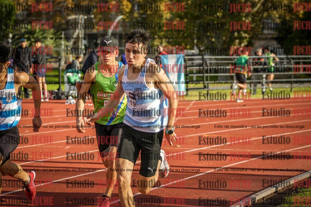 Fotos de los 1500 m llanos de varones
