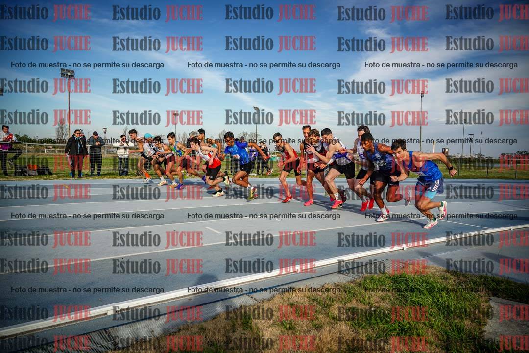 Fotos de los 1500 m llanos de varones