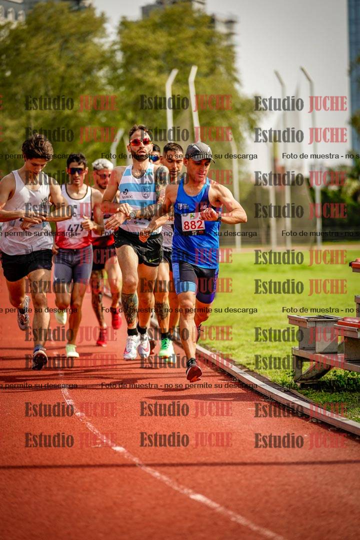 Fotos de los 3000 m llanos de varones