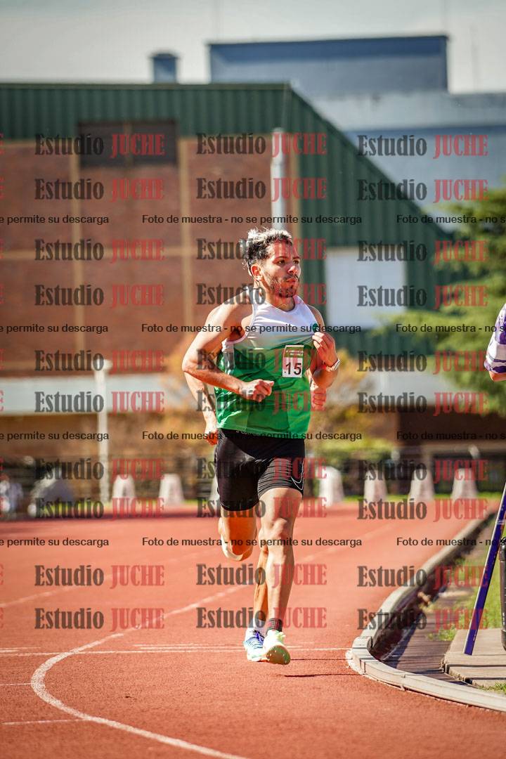 Fotos de los 5000 m llanos de mujeres y varones