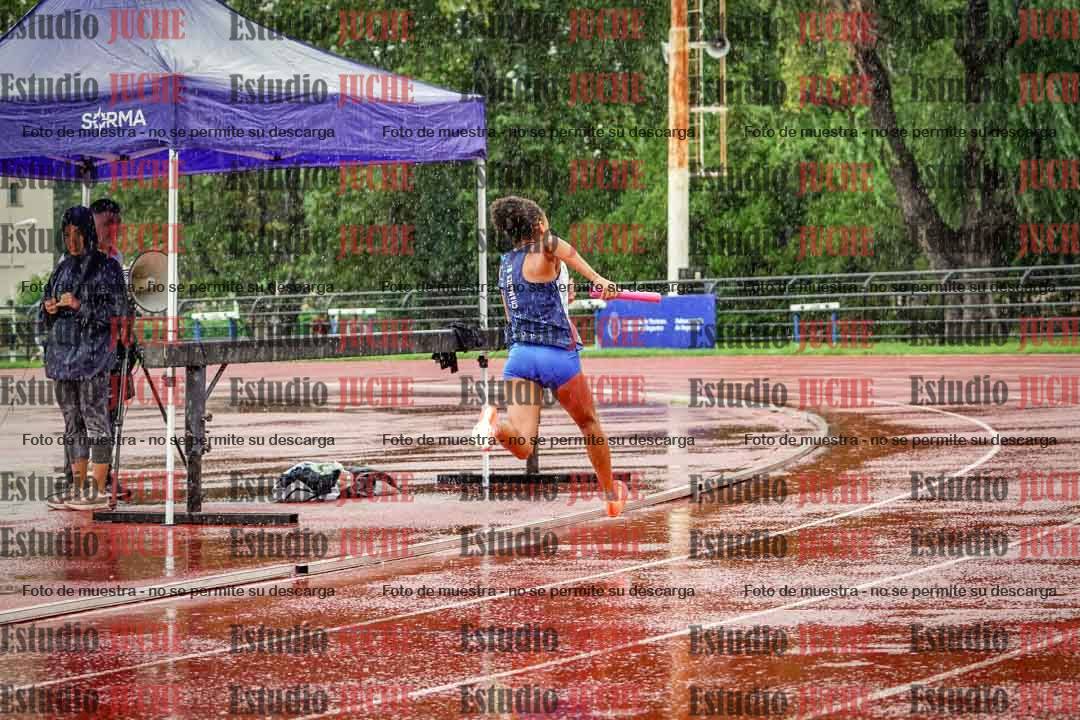 Fotos de las postas 4x400 m de mujeres