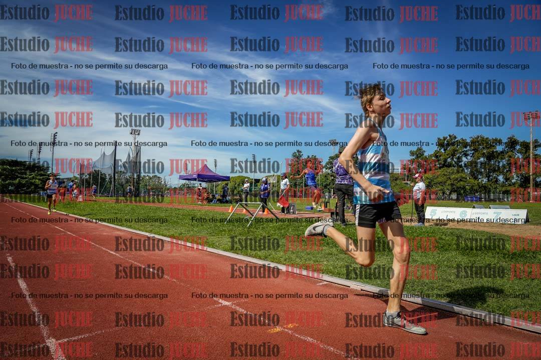 Fotos de los 600 m de varones