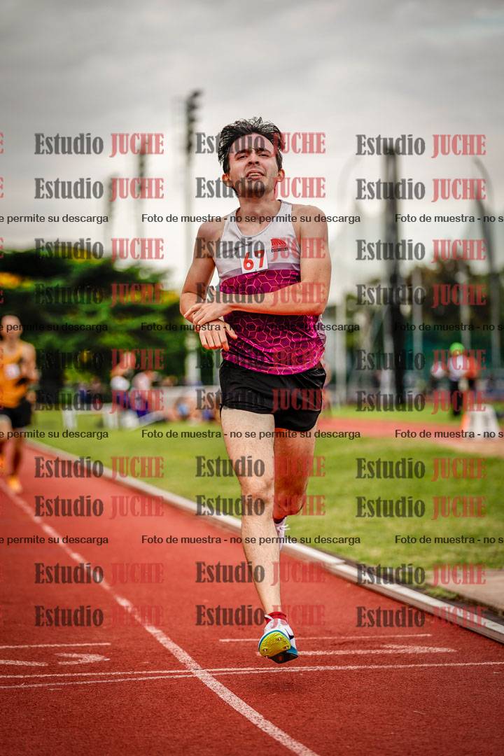 Fotos de los 800 m de varones
