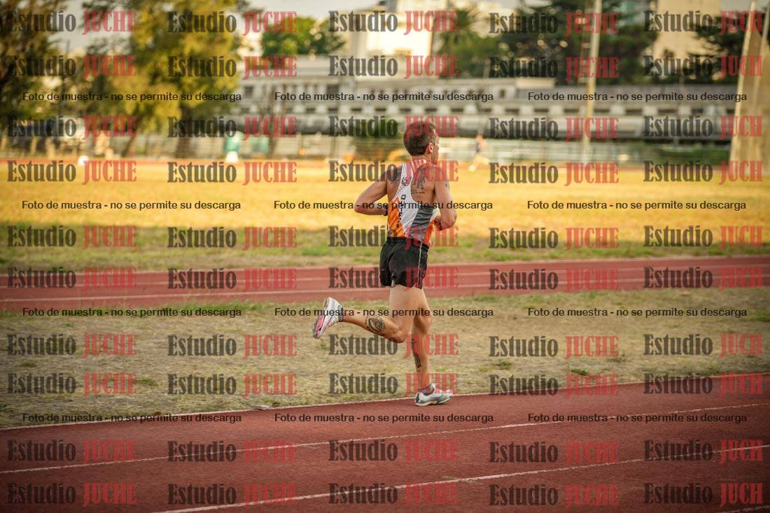 Fotos de los 5000 m llanos de mujeres y varones