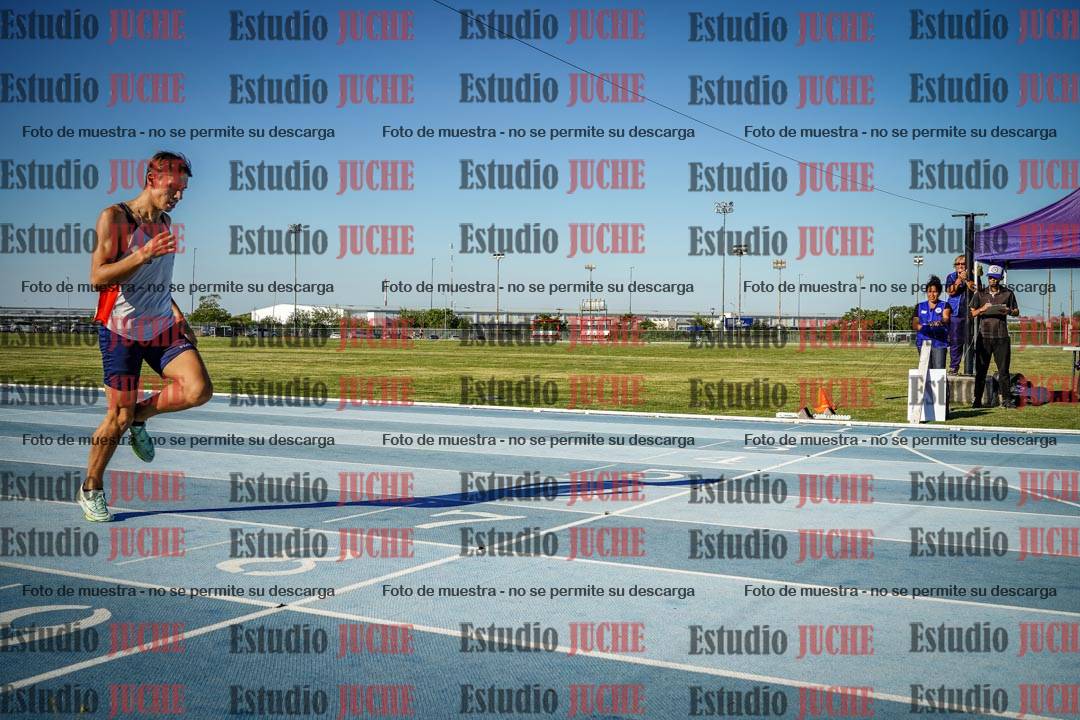 Fotos de los 400 m llanos de varones