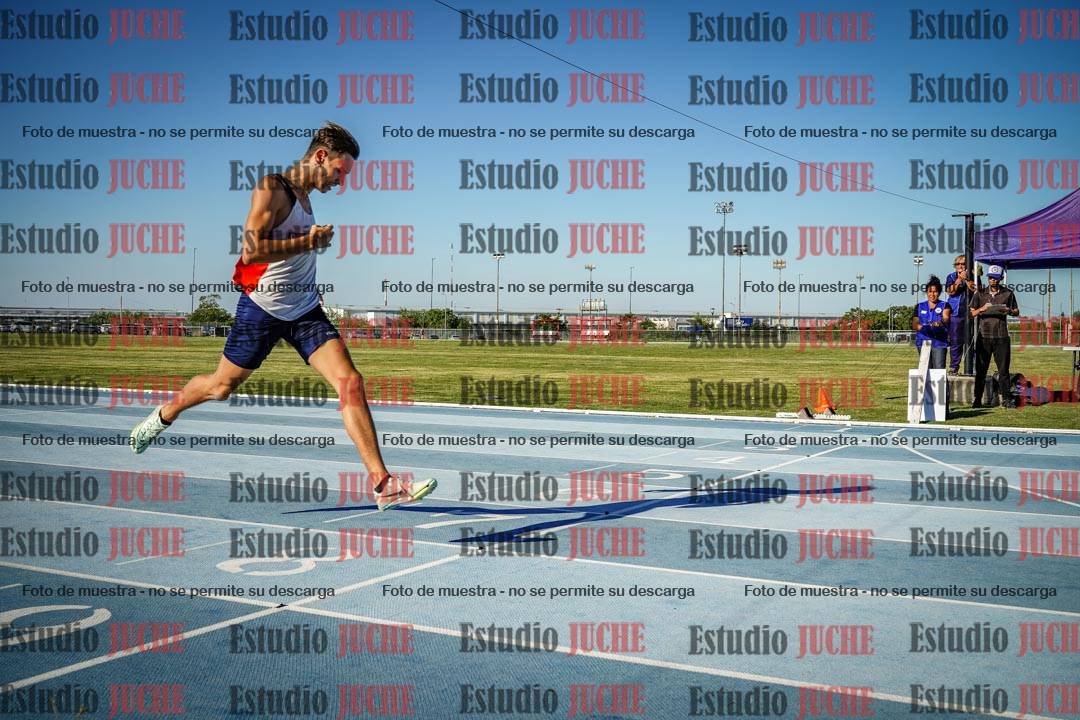 Fotos de los 400 m llanos de varones