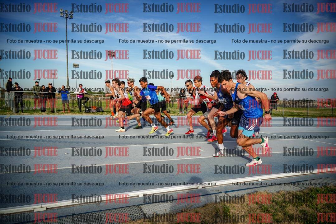 Fotos de los 1500 m llanos de varones