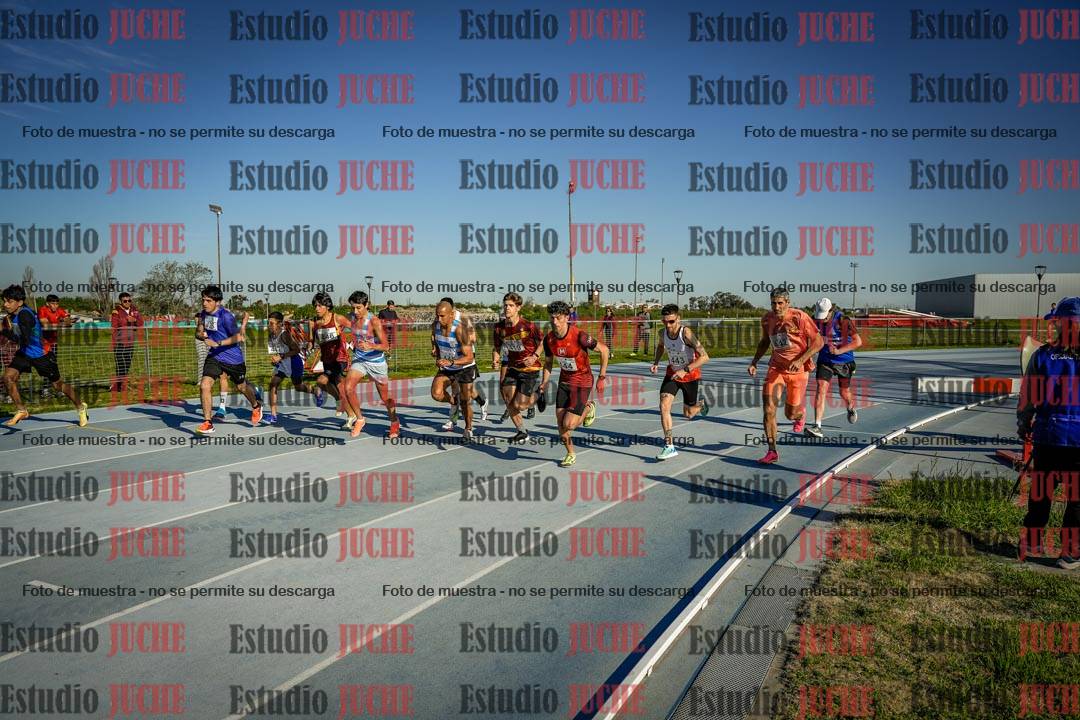 Fotos de los 1500 m llanos de varones