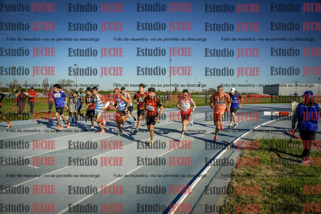 Fotos de los 1500 m llanos de varones