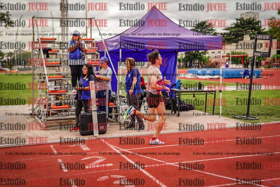 Fotos de los 800 m de varones