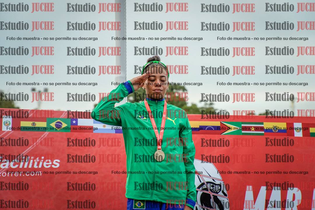 Fotos de algunos extras y podios del día 1