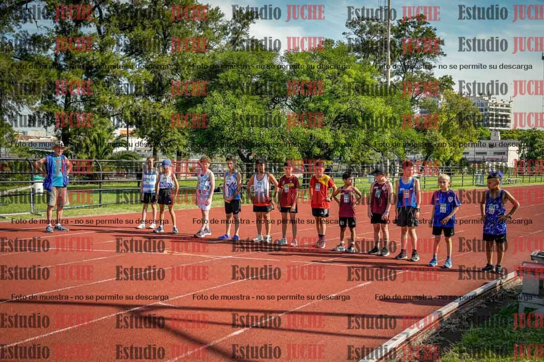 Fotos de los 1000 m llanos de varones