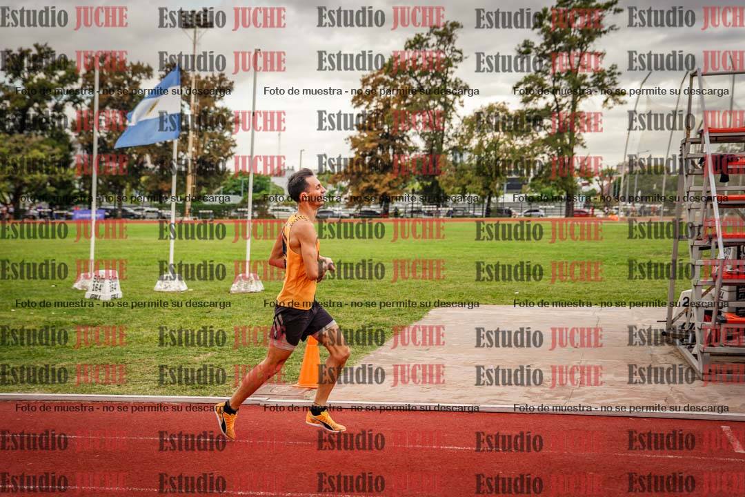 Fotos de los 800 m de varones