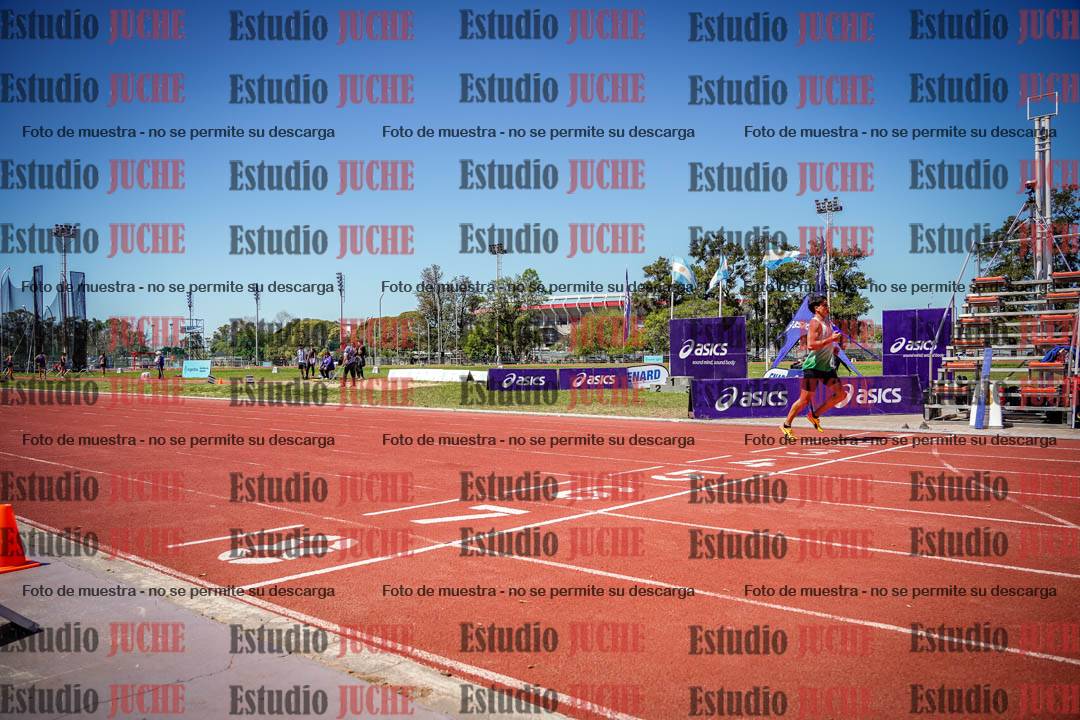 Fotos de los 400 m llanos de varones