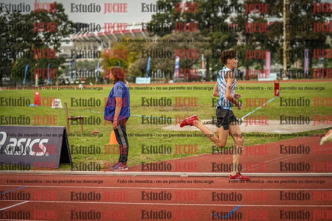 Fotos de los 1500 m llanos de varones