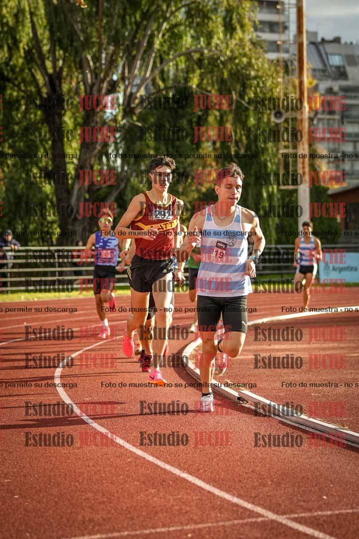 Fotos de los 1500 m llanos de varones