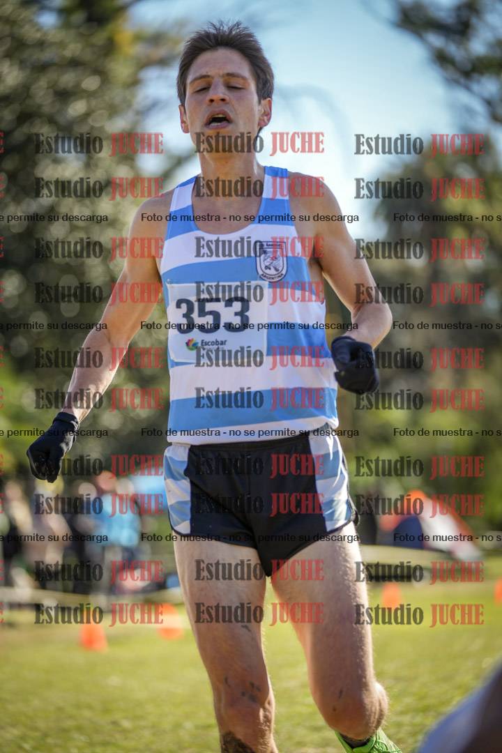 Fotos de la llegada del cross de 8000 m