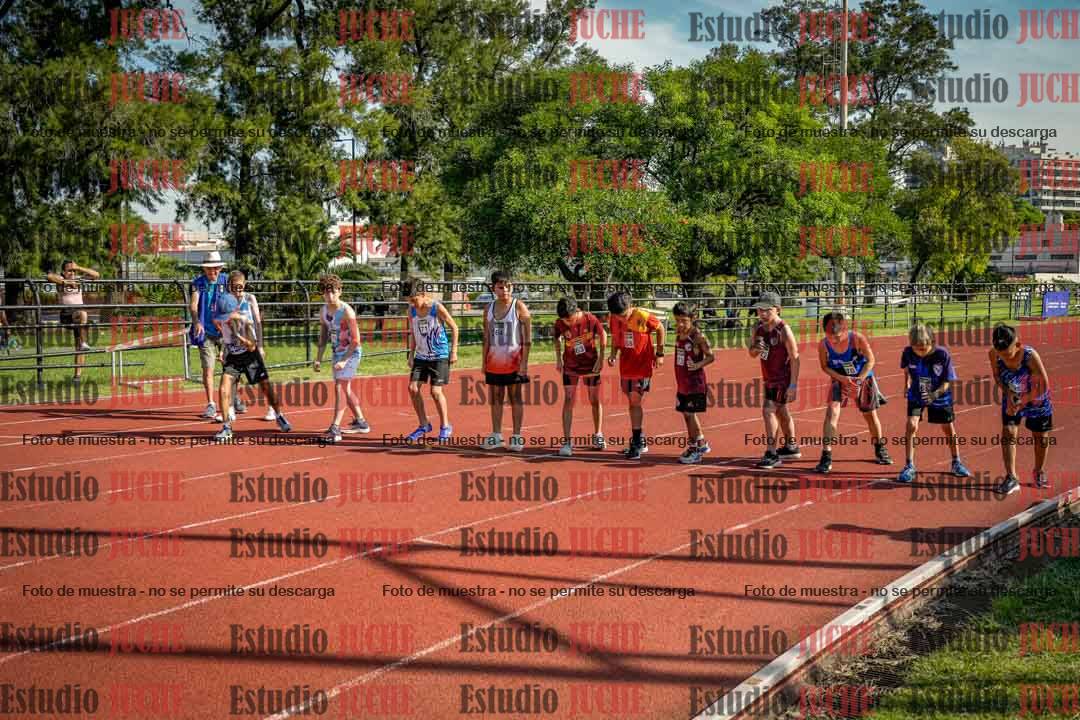 Fotos de los 1000 m llanos de varones