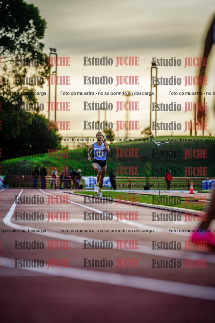 Fotos de los relevos 4x400 m de mujeres