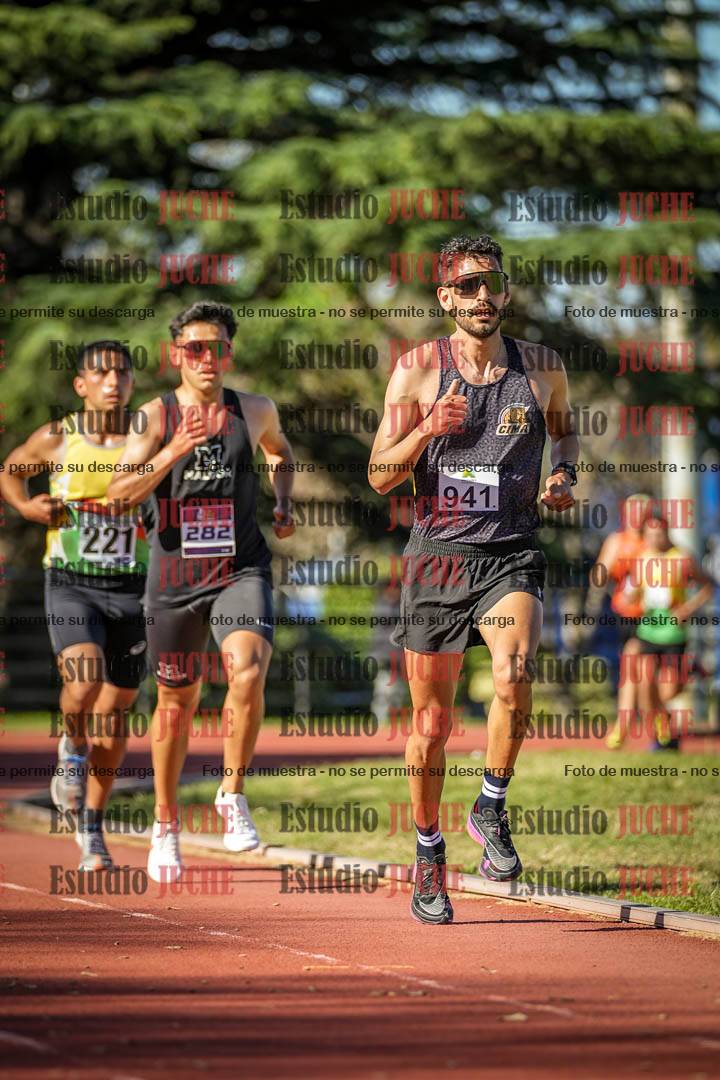 Fotos de los 5000 m llanos de varones