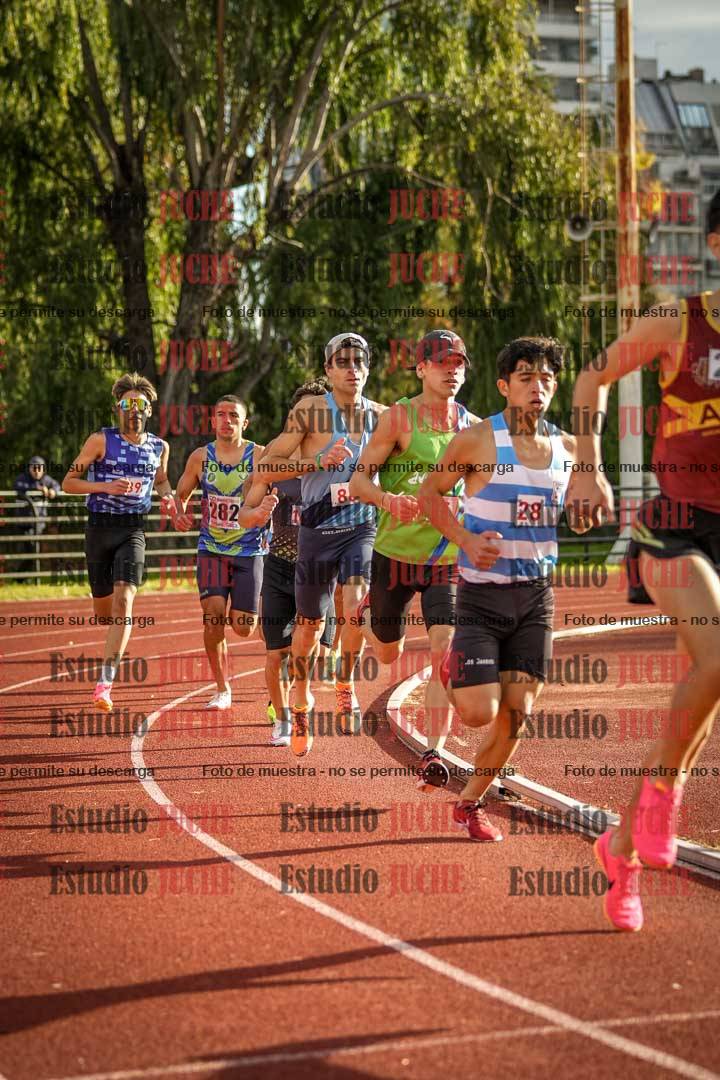 Fotos de los 1500 m llanos de varones