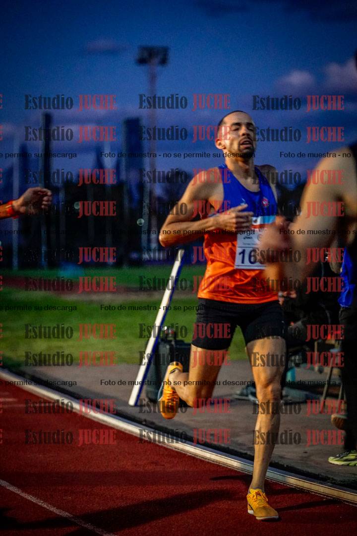 Fotos de los 1500 m llanos de varones