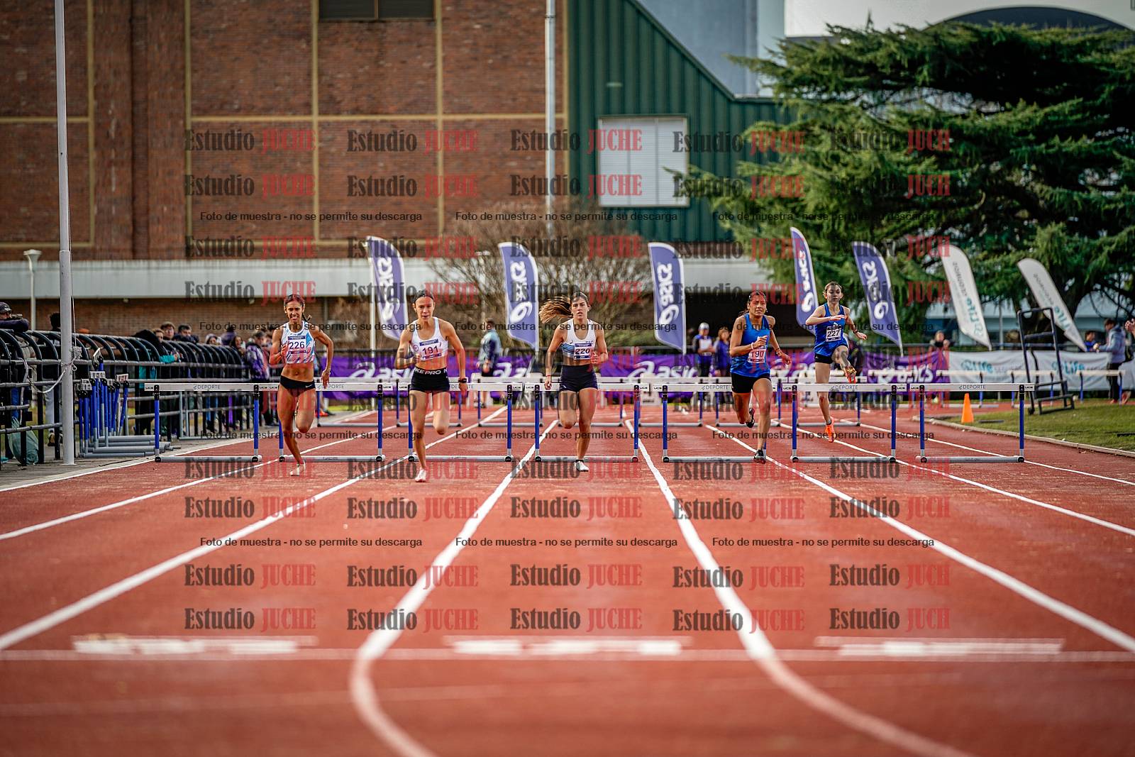 Fotos de los 400 m con vallas de mujeres
