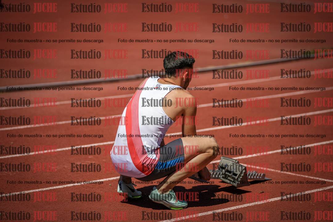 Fotos de los 400 m llanos de varones