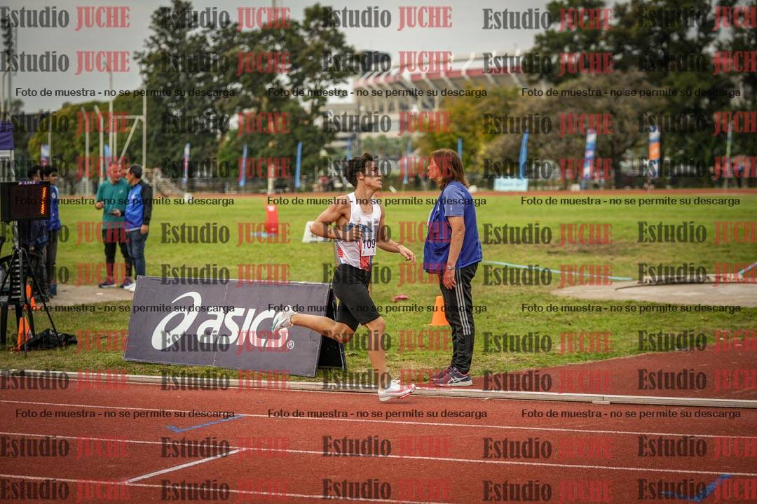 Fotos de los 1500 m llanos de varones