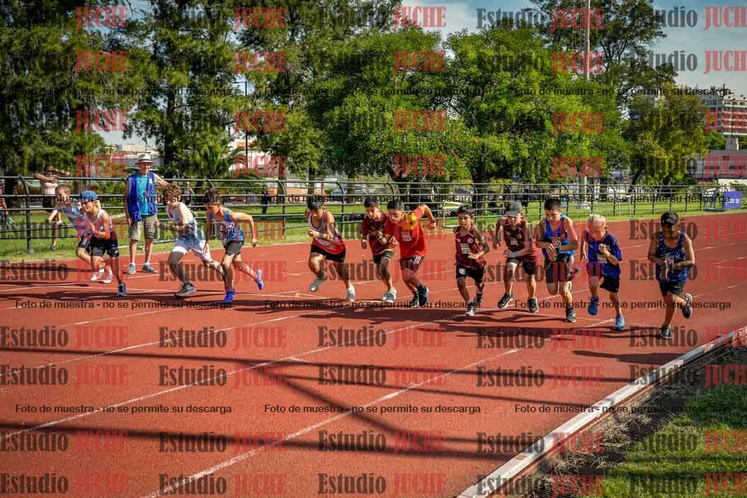 Fotos de los 1000 m llanos de varones
