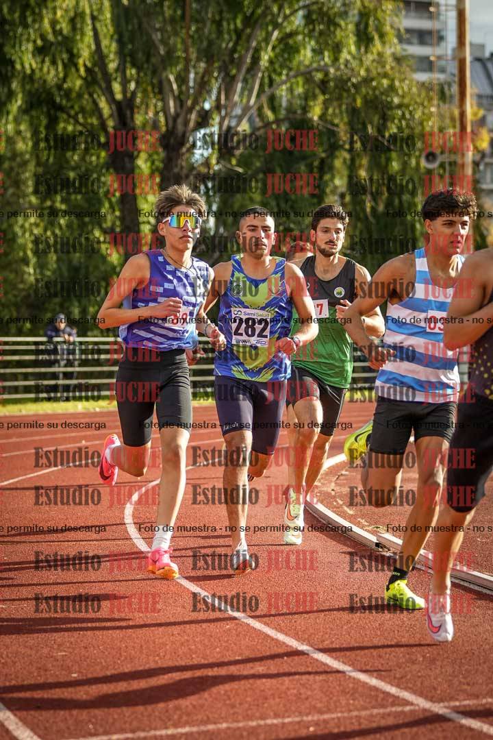 Fotos de los 1500 m llanos de varones