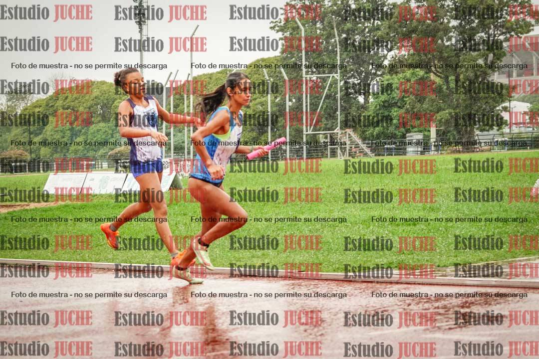 Fotos de las postas 4x400 m de mujeres