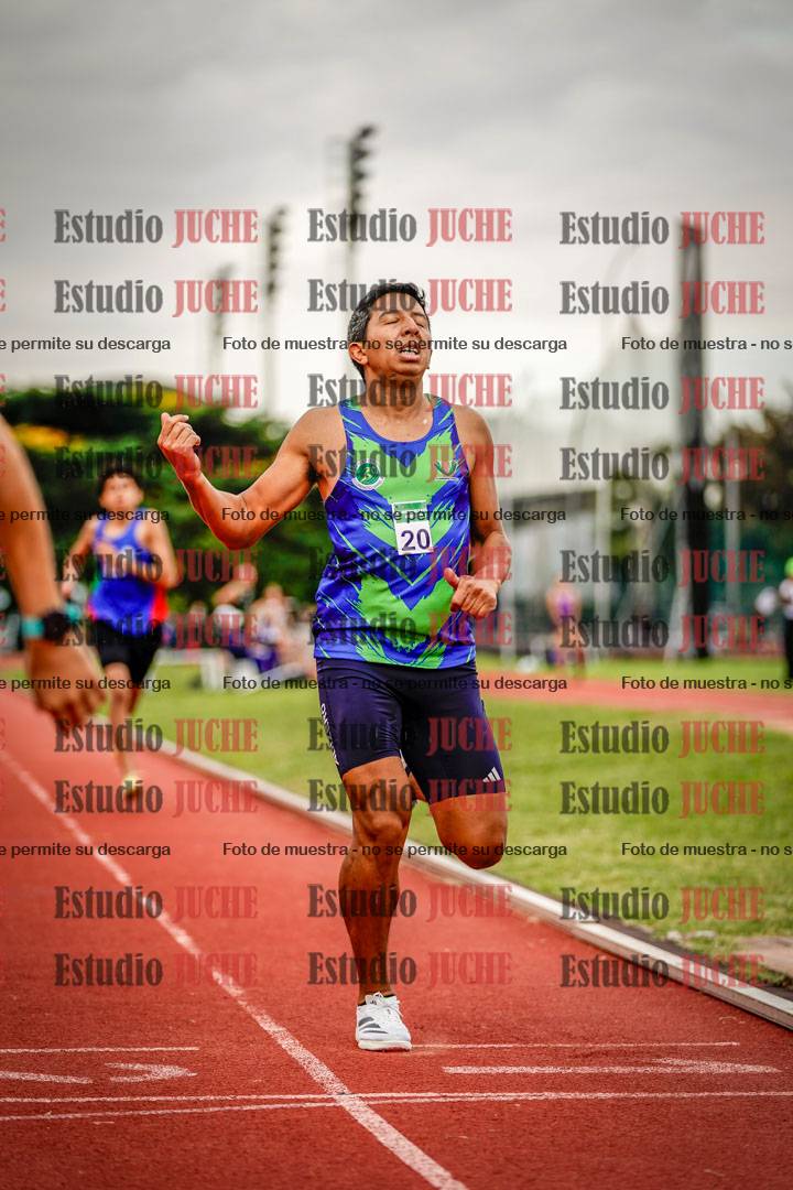 Fotos de los 800 m de varones